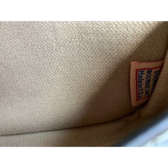 Dooney & Bourke Signature Snap Flap Wristlet NWOT Gift for Her - Picture 3 of 11